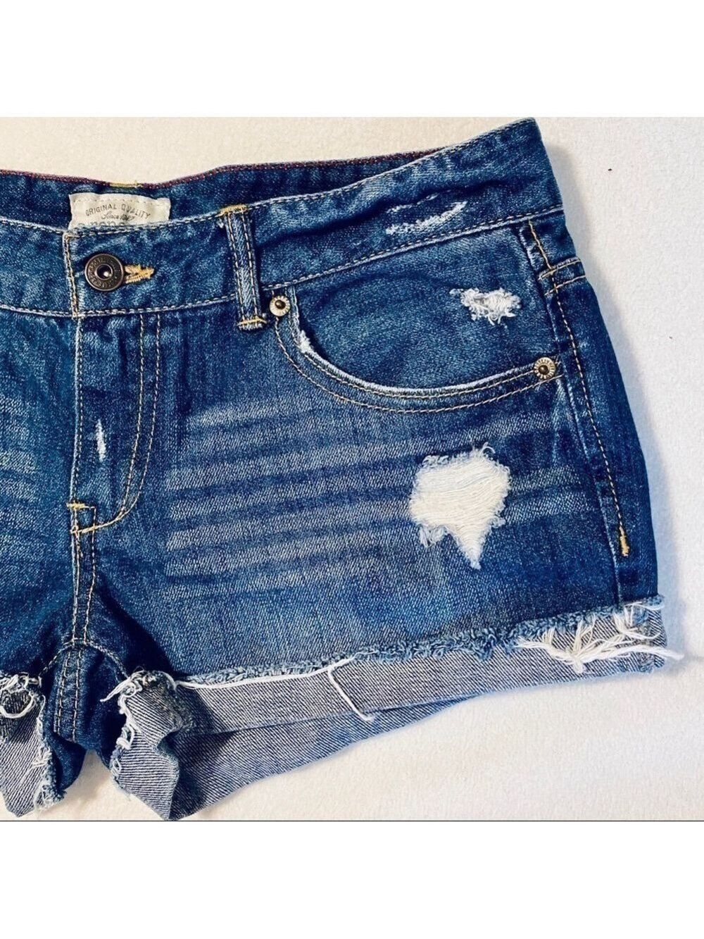 Aeropostale Low Rise Denim Distressed Cut Off Jean Shorts - Picture 4 of 16